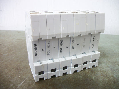 SIEMENS LOT OF 6 MINI CIRCUIT BREAKERS 5SX21C2 2AMP 230/400VOLT 1POLE