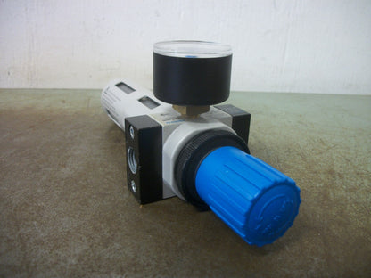 FESTO MINI PNEUMATIC REGULATOR/FILTER LFR-D-MINI 240PSI 1.6MPa 16BAR