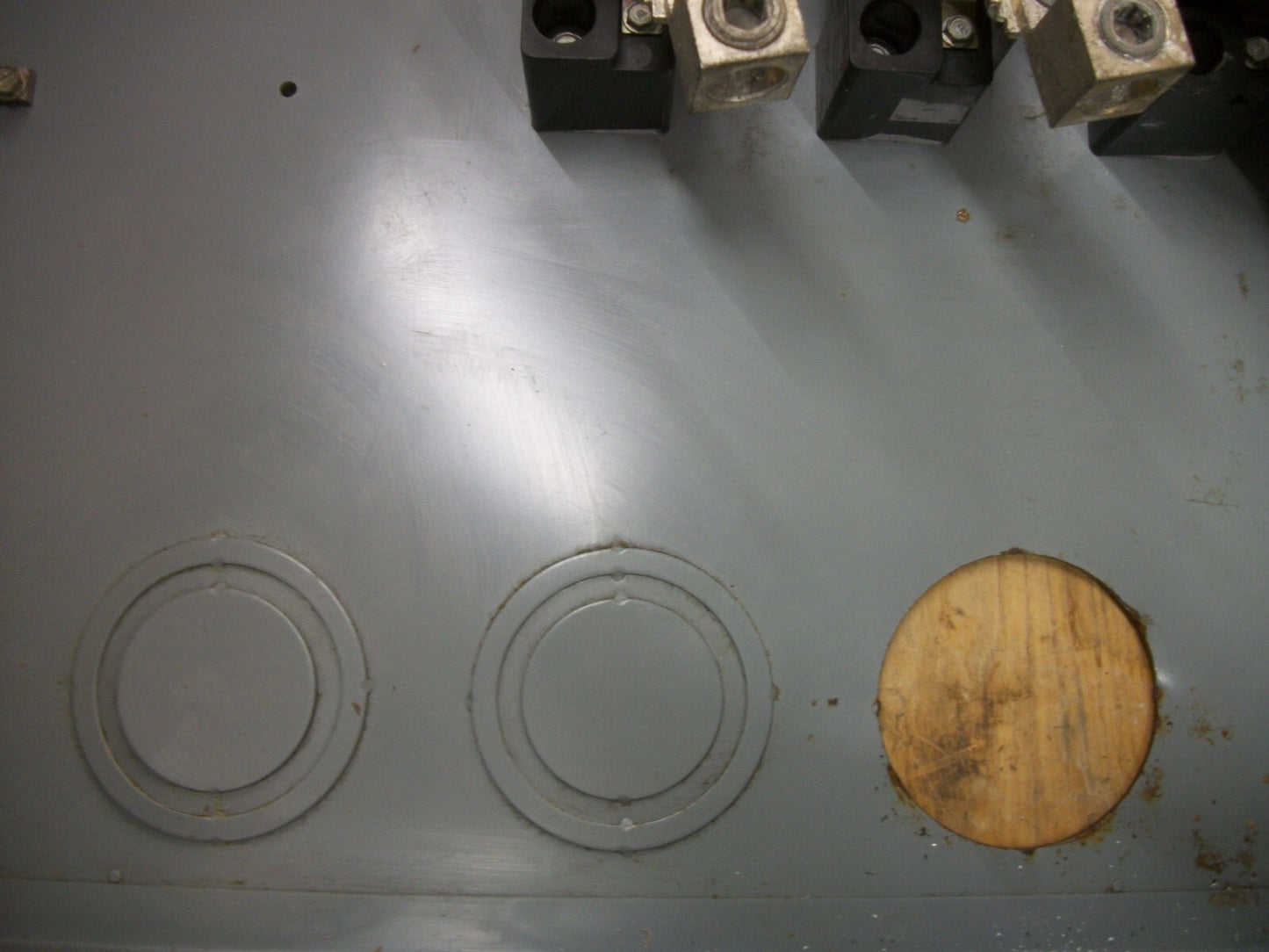 SIEMENS DOUBLE THROW DISCONNECT TYPE 1 NF354DTK 200AMP 600VOLT 3POLE NON-FUSIBLE