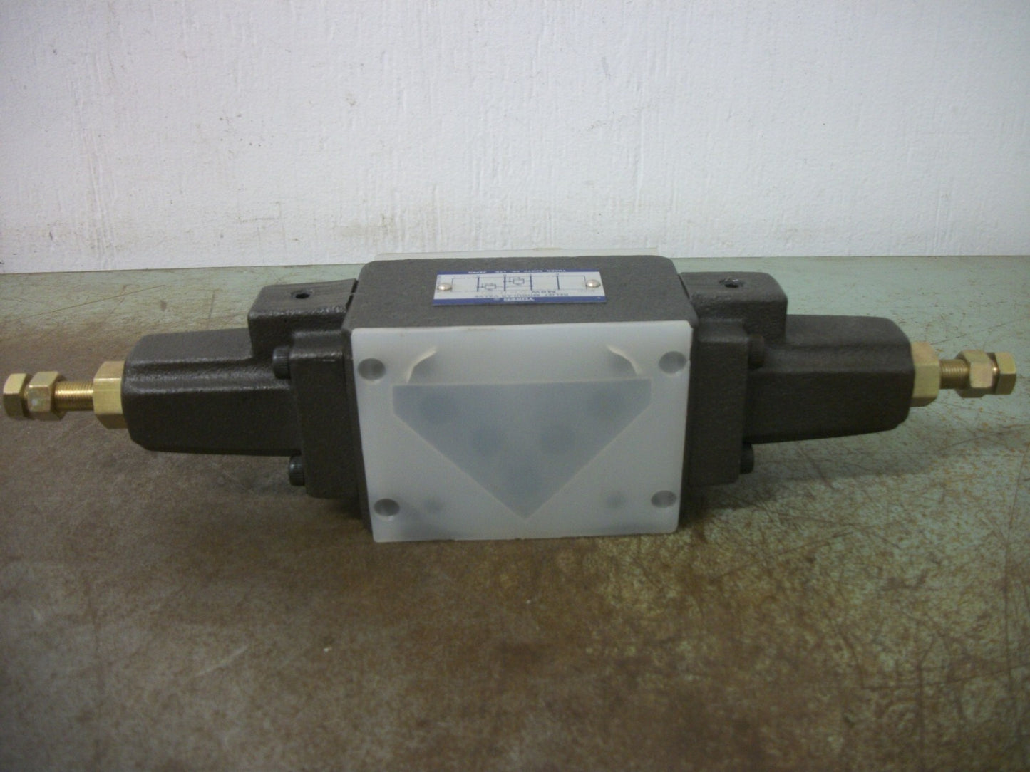 YUKEN RELIEF MODULAR VALVE MBW-03-B-20 NOB