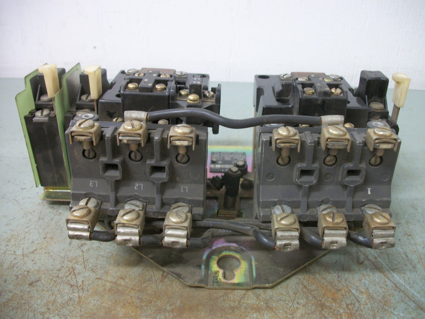 ALLEN-BRADLEY REV SIZE 1 MOTOR STARTER 705-BOD103 120VCOIL 3PH 600V 10HP *NOTE*