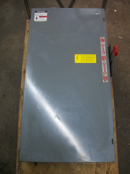 SIEMENS DOUBLE THROW DISCONNECT TYPE 1 NF354DTK 200AMP 600VOLT 3POLE NON-FUSIBLE