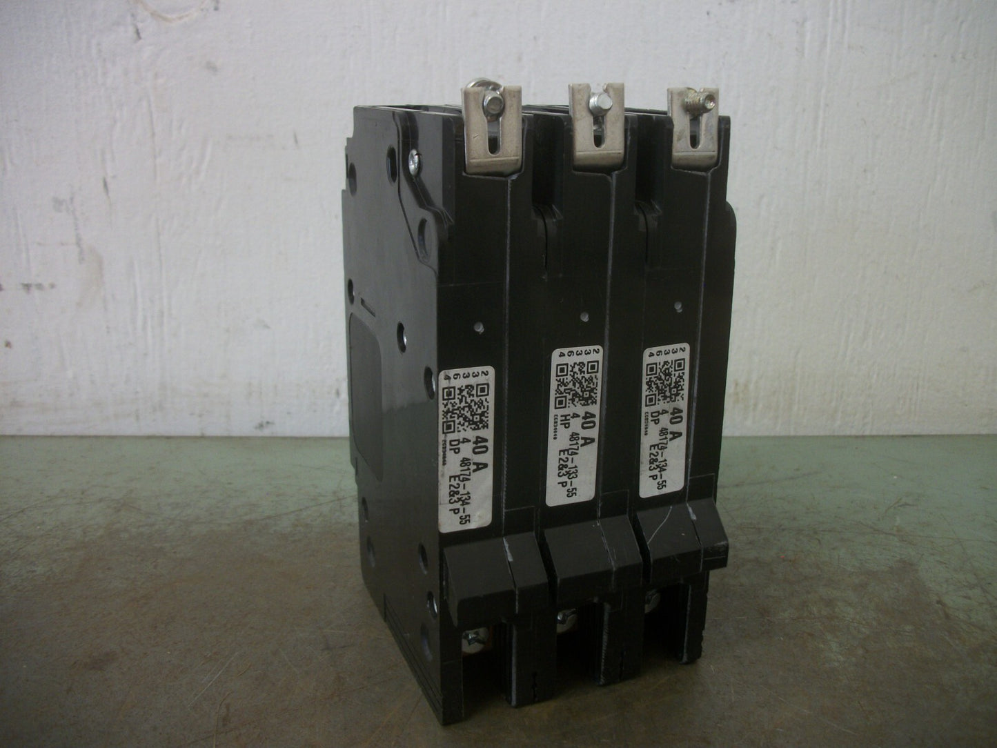 SQUARE D EGB CIRCUIT BREAKER EGB34040 40AMP 480VOLT 3POLE