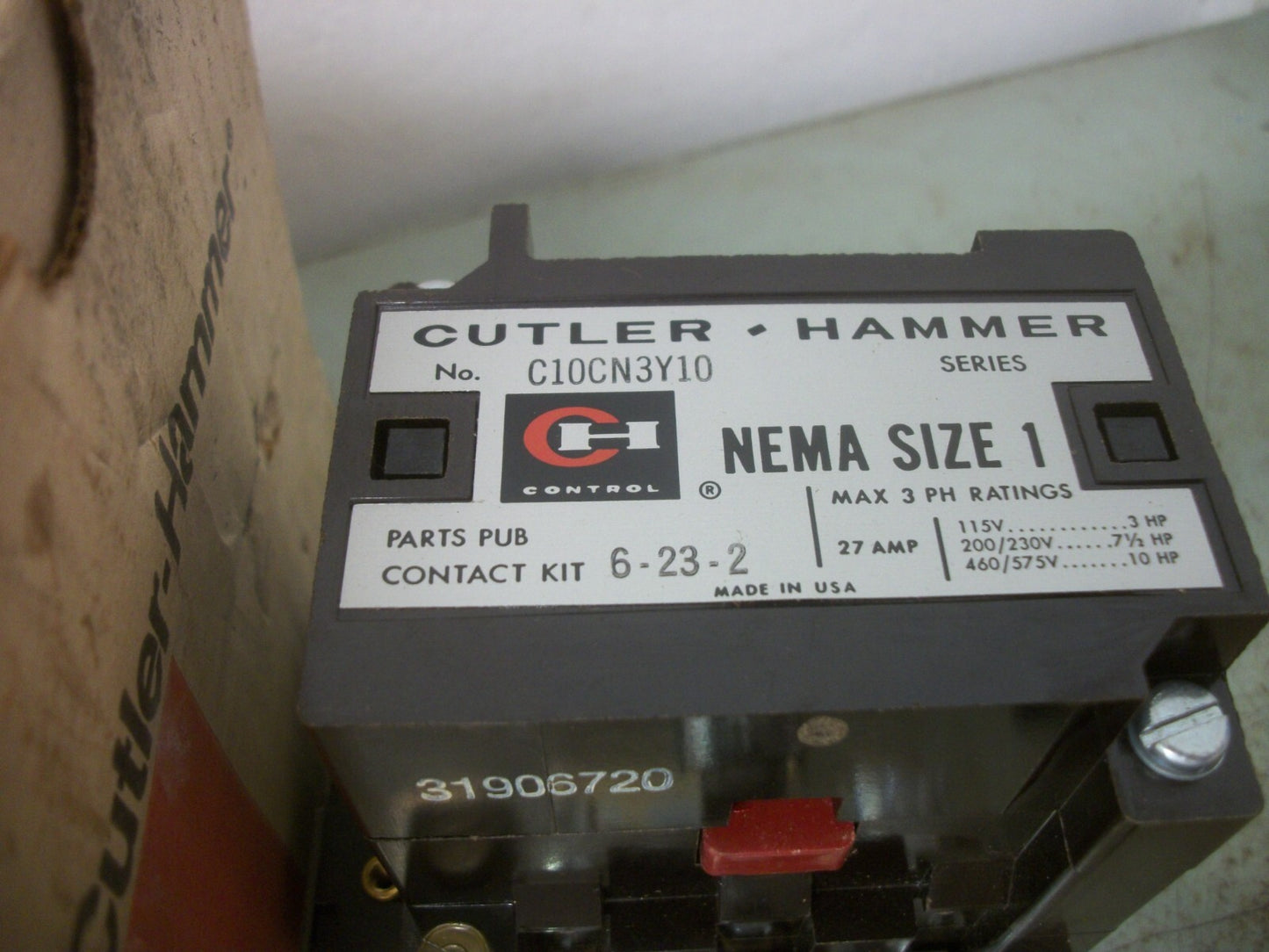 CUTLER-HAMMER SIZE 1 CONTACTOR C10CN3Y10 27AMP 120VCOIL 3PH 600V 10HP NIB