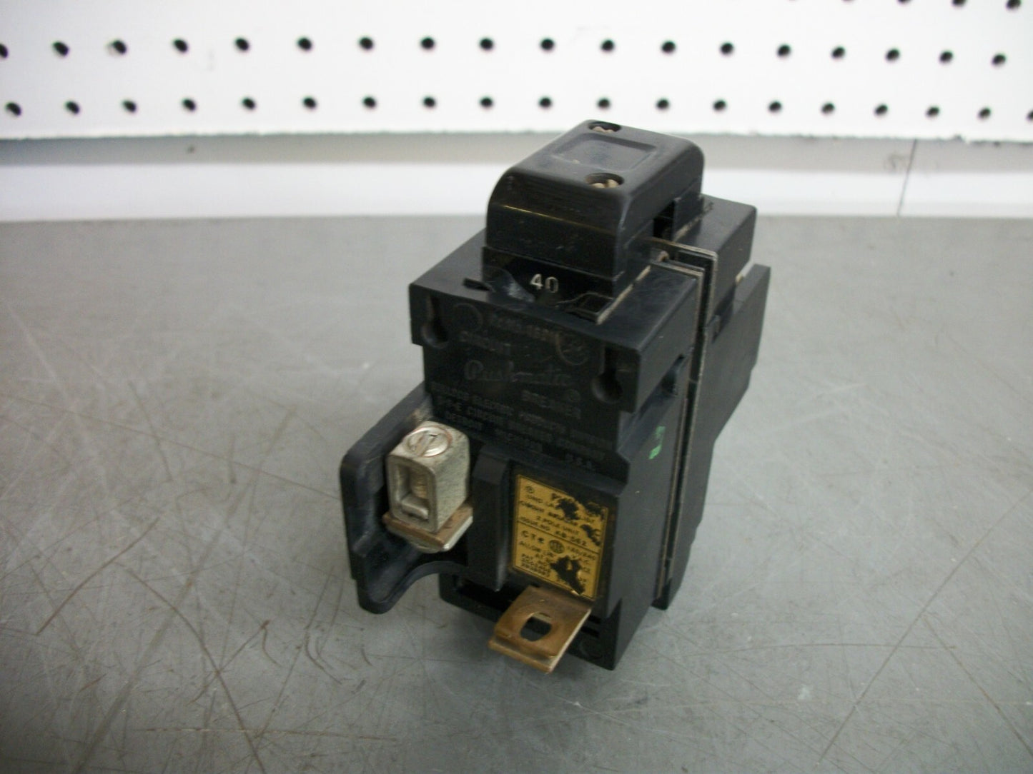 SIEMENS ITE NI PUSHMATIC CIRCUIT BREAKER P240 40AMP 240VOLT 2POLE