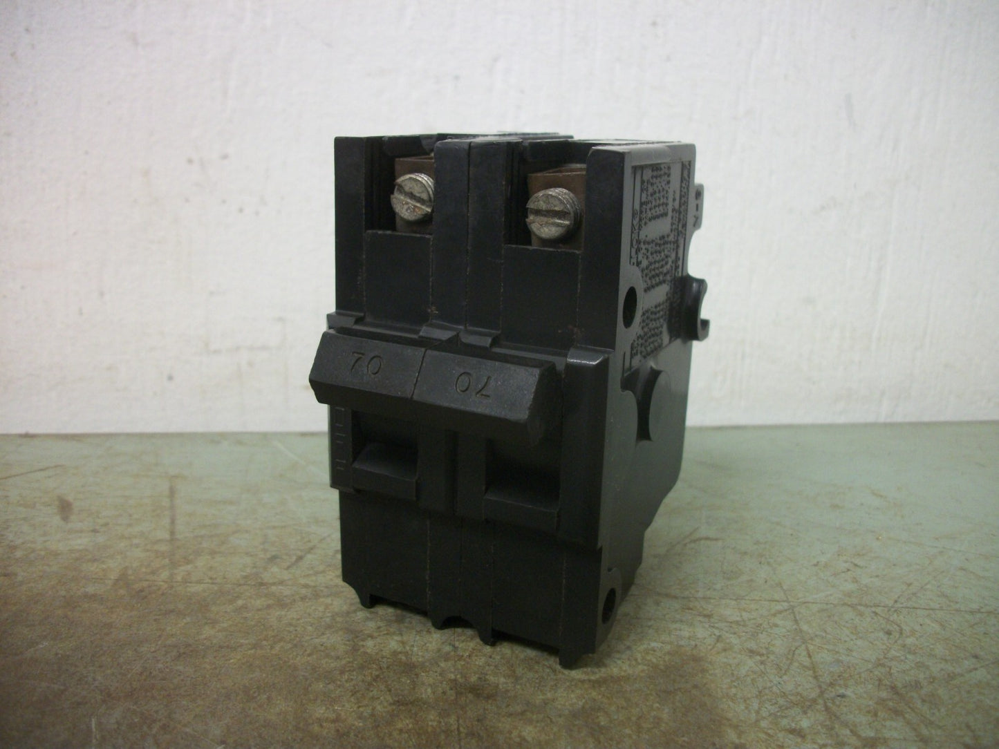 FEDERAL PACIFIC NA CIRCUIT BREAKER NA270 70AMP 240VOLT 2POLE