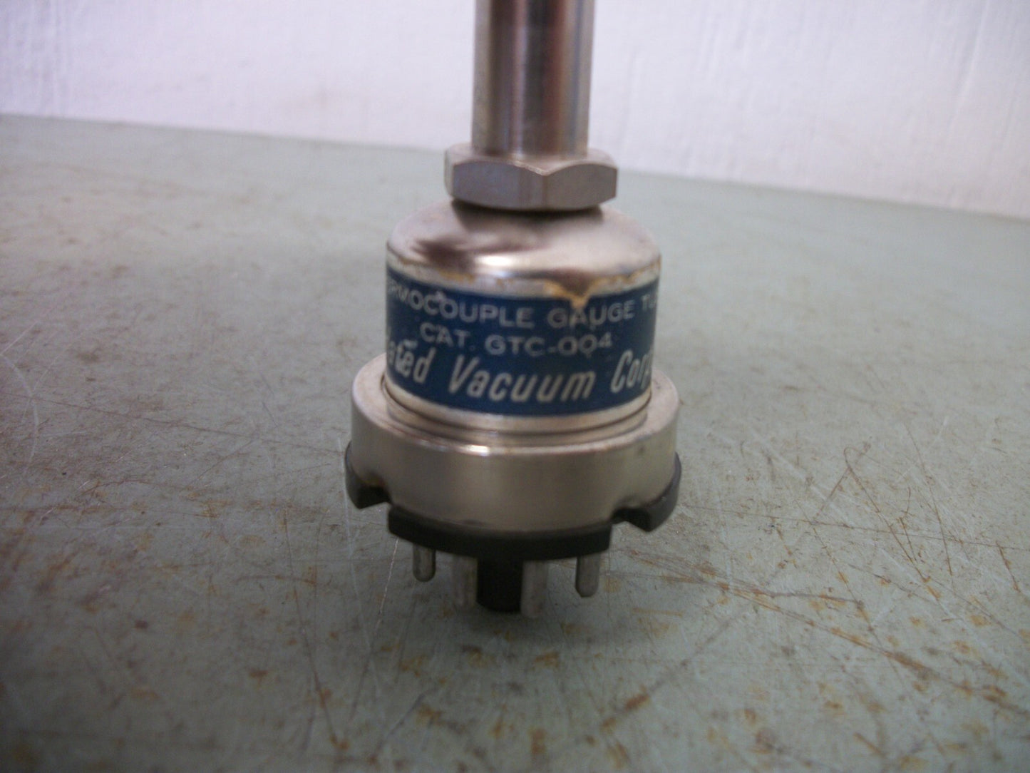 CONSOLIDATED VACUUM CORP THERMOCOUPLE GAUGE TUBE GTC-004 NOB