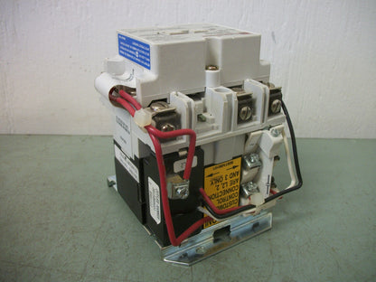 CUTLER-HAMMER 30AMP LATCHING LIGHTING CONTACTOR A202K1CAM 120VCOIL