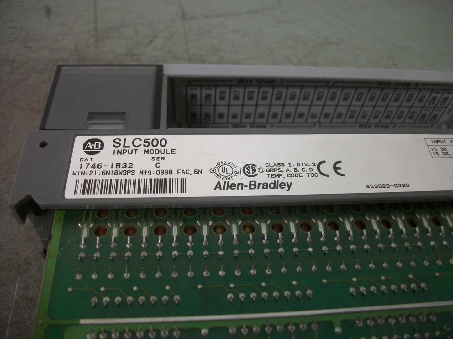 ALLEN-BRADLEY SLC 500 INPUT MODULE 1746-IB32
