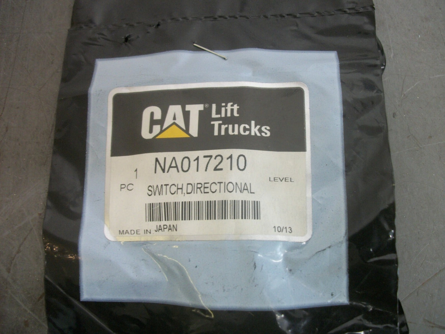 CAT LOT OF 2 DIRECTIONAL SWITCHES NA017210 NEW