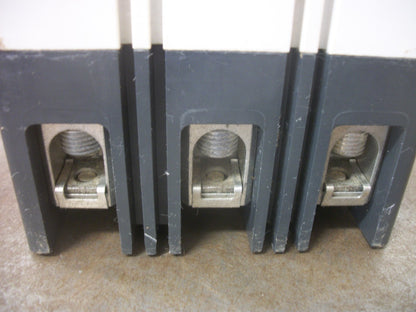 CUTLER-HAMMER EDS CIRCUIT BREAKER EDS3200BP10 200AMP 240VOLT 3POLE RED NOB