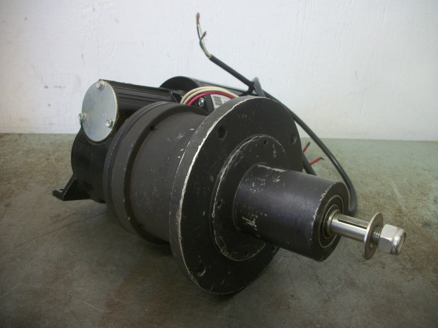 BODINE 1/8HP 40:1 RATIO DC GEARMOTOR 33A5BEPM-5F 130VDC 62RPM