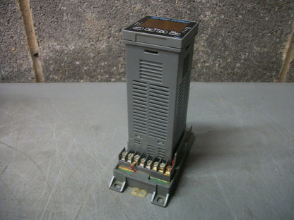 BARBER-COLMAN ERO ELECTRONIC TEMPERATURE CONTROLLER LFS936133R00