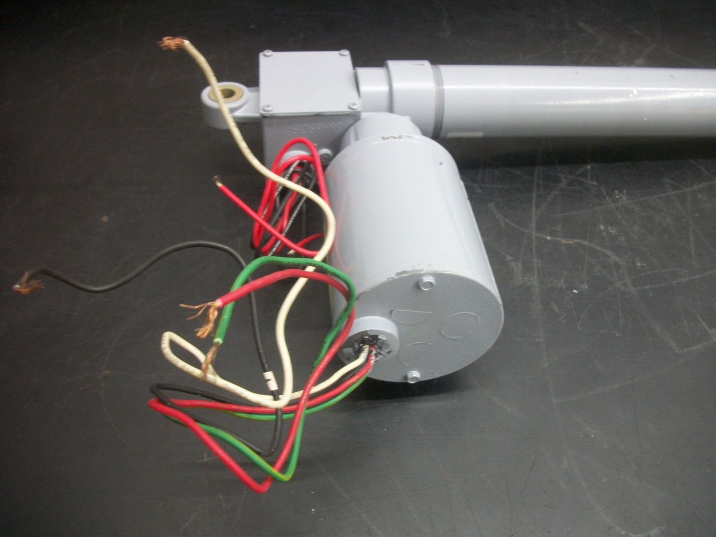 DUFF-NORTON 18" STROKE LINEAR ACTUATOR GMPB6905-18 115VOLT 500LBS 1/10HP