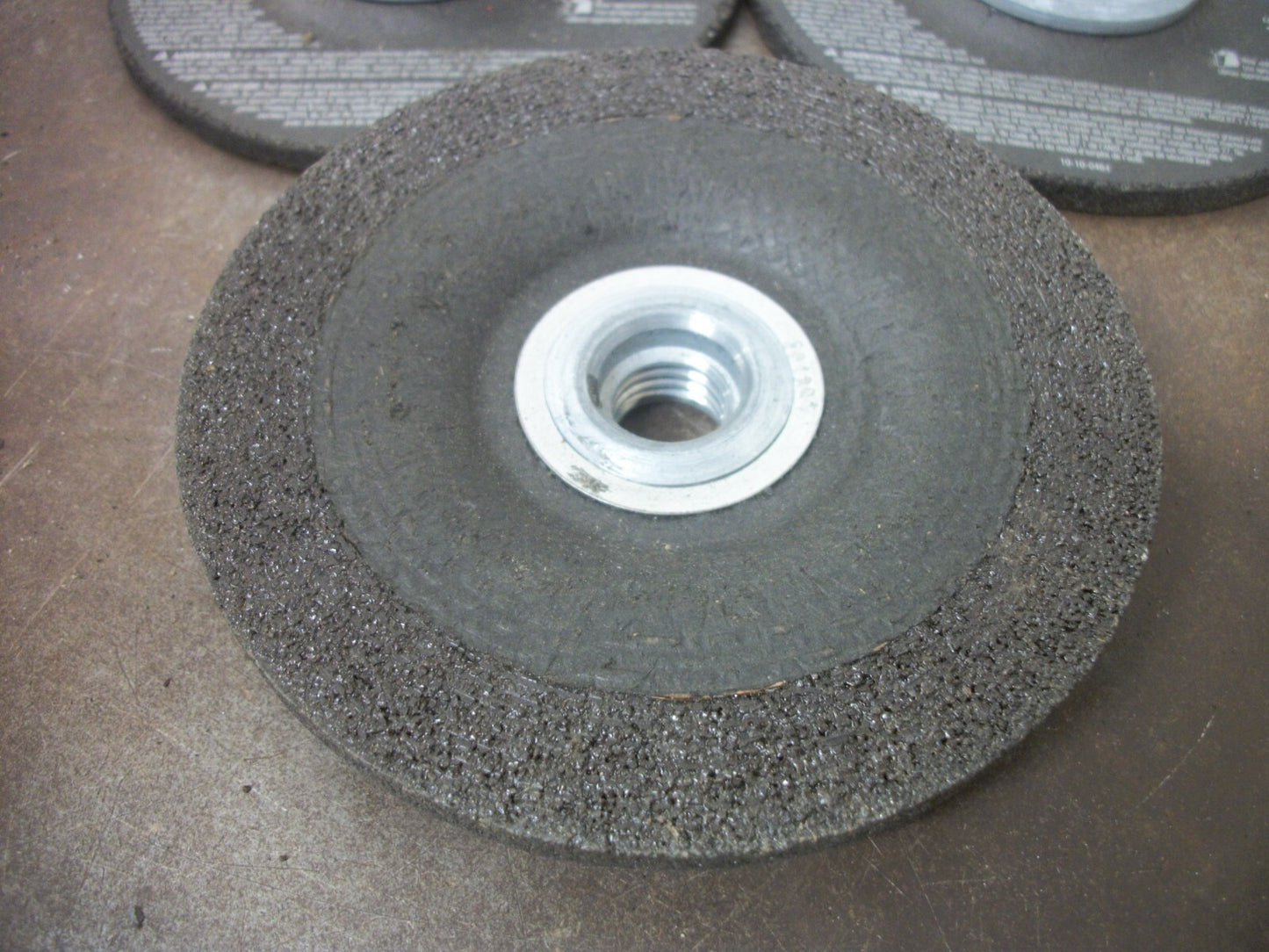 MILWAUKEE LOT OF 9 4-1/2"X1/4"X5/8"-11 TYPE 27 METAL GRINDING DISCS 49-94-4515