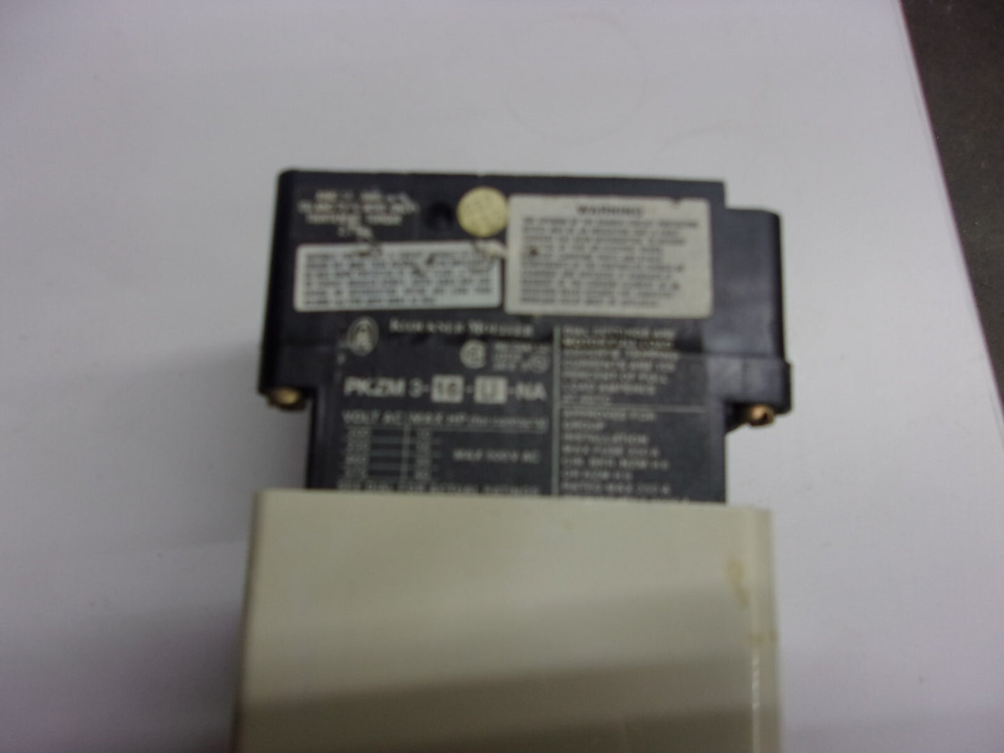 KLOCKNER-MOELLER MANUAL MOTOR STARTER PKZM 3-16-U-NA 8.8-15AMP