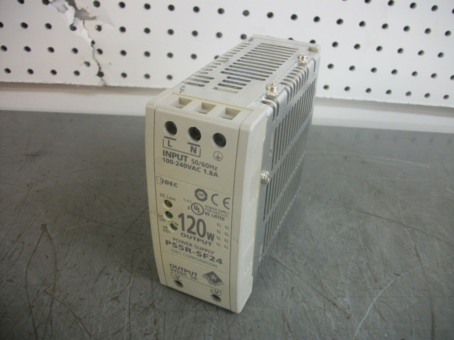 IDEC 120W POWER SUPPLY PS5R-SF24 100-240VAC 1.8AMP