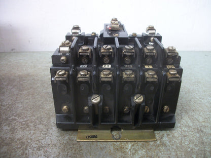 ALLEN-BRADLEY 8POLE AC RELAY 700-BR800A1 10AMP 120VCOIL