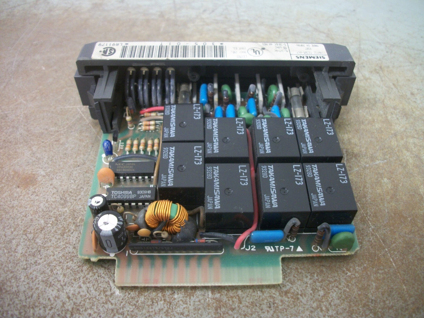 SIEMENS SIMATIC OUTPUT RELAY MODULE TI305-01T