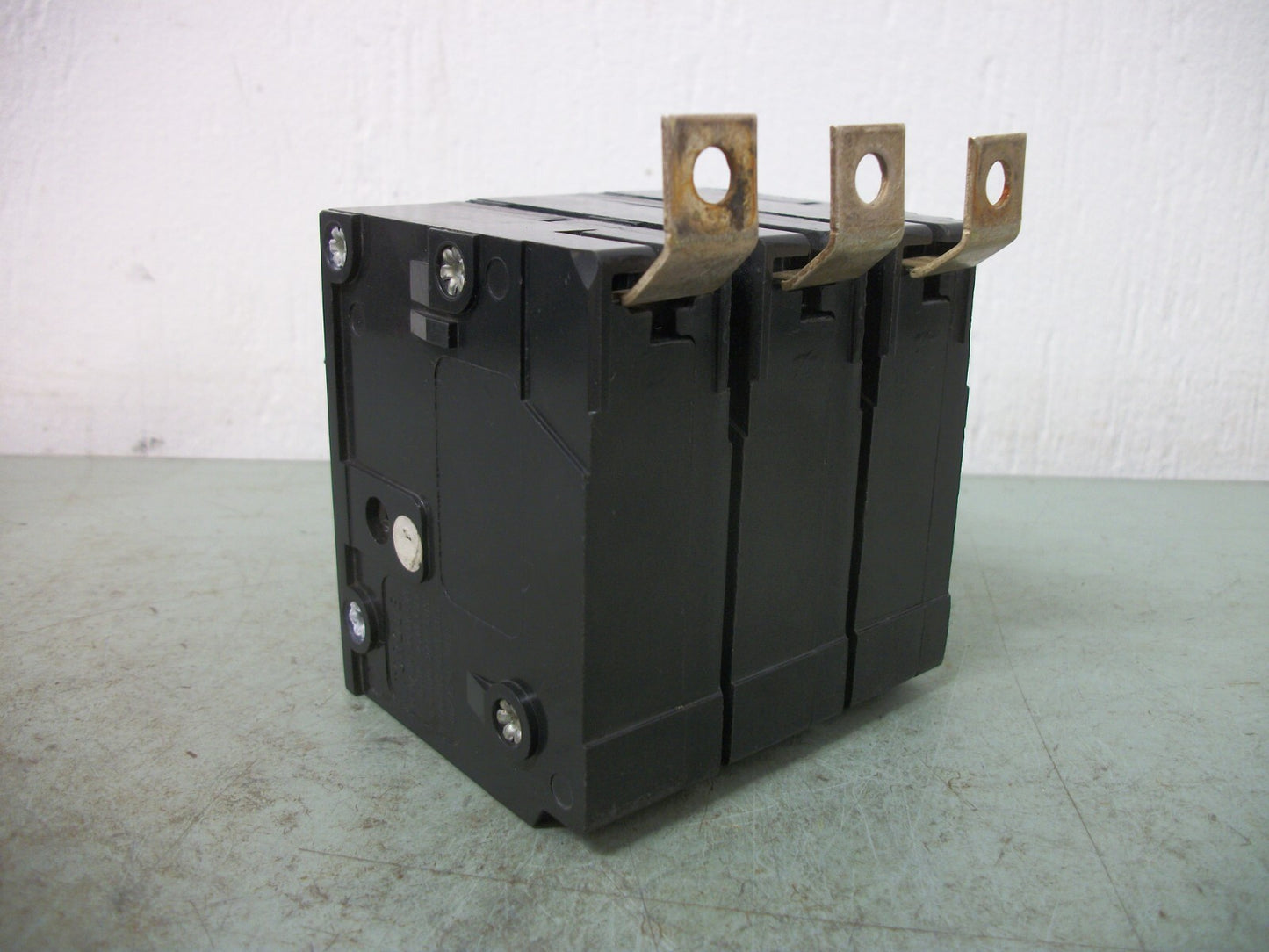 CUTLER-HAMMER BA CIRCUIT BREAKER BAB3060H 60AMP 240VOLT 3POLE