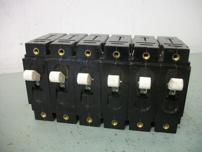 CARLINGSWITCH LOT OF 18 CIRCUIT BREAKERS CA1-X0-02-006-111-C 10AMP 277VOLT 1POLE