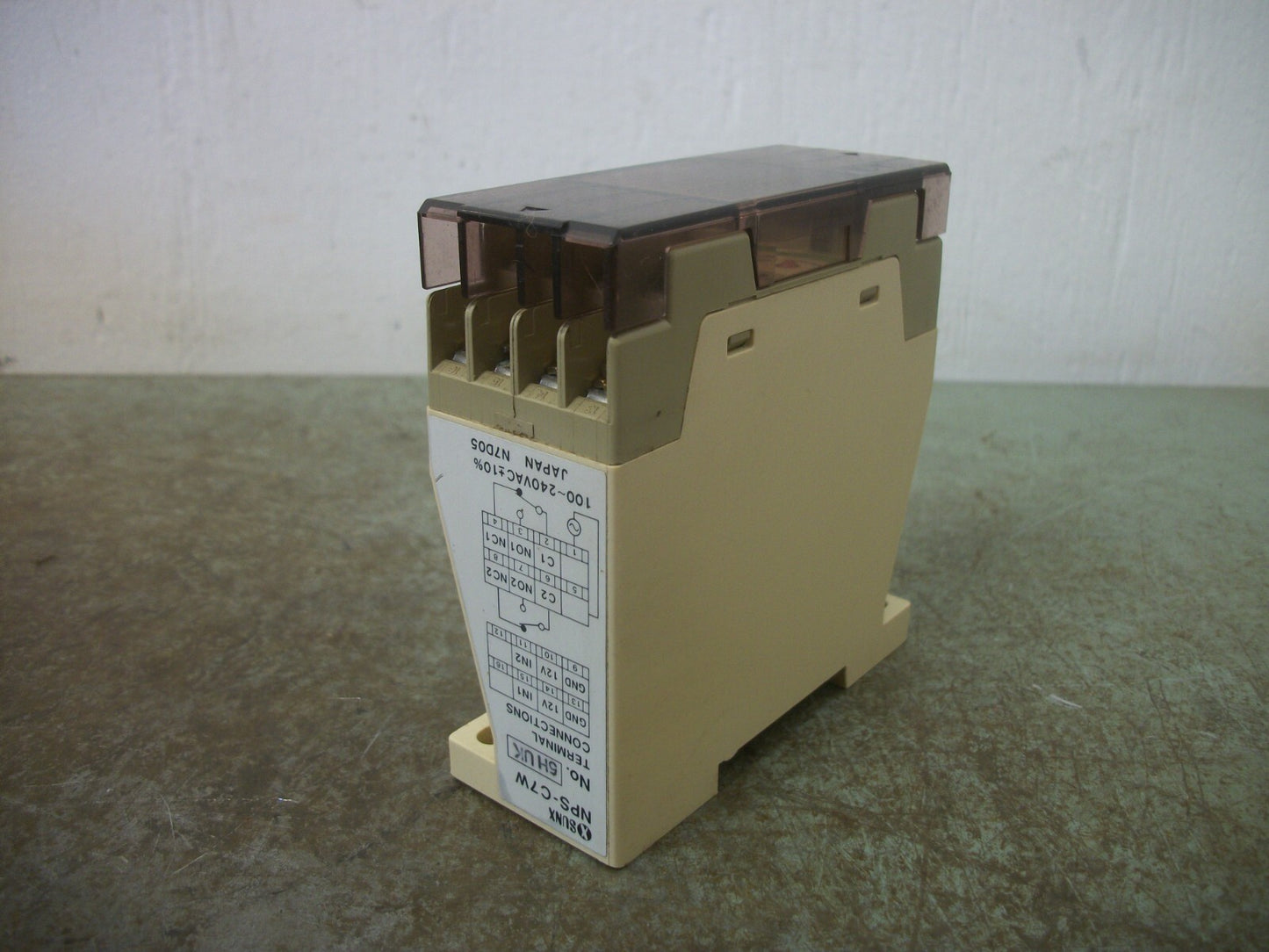 SUNX DOUBLE SENSOR CONTROLLER NPS-C7W 100-240VOLT