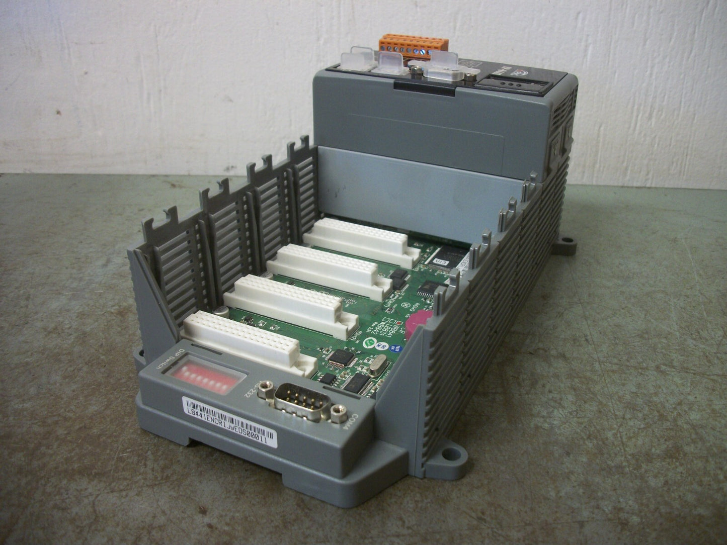 WINPAC LINPAC CPU PLC UNIT LP-8441 W/RACK CHASSIS L8441ENCR