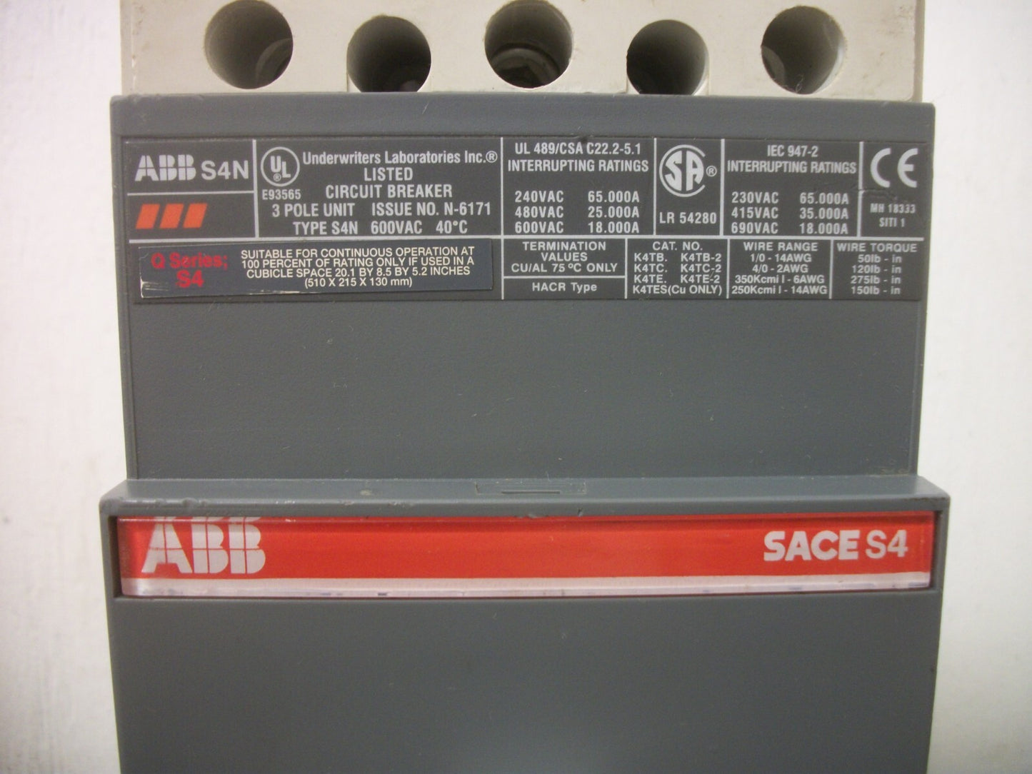 ABB SACE S4 S4N CIRCUIT BREAKER 122160023-001 250AMP 600VOLT 3POLE SHUNT+AUX NOB