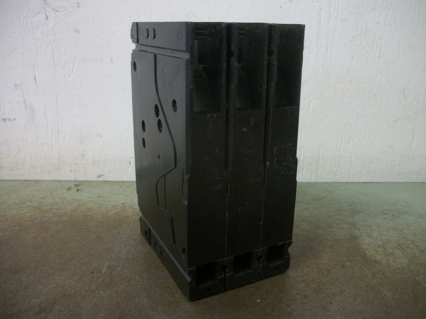 SIEMENS ED6-ETI MOTOR CIRCUIT BREAKER ED63A002 2AMP 600VOLT 3POLE