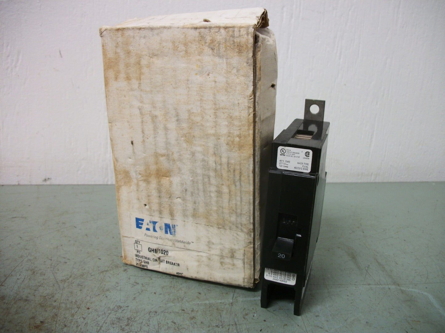 CUTLER-HAMMER GHB CIRCUIT BREAKER GHB1020 20AMP 277VOLT 1POLE NIB