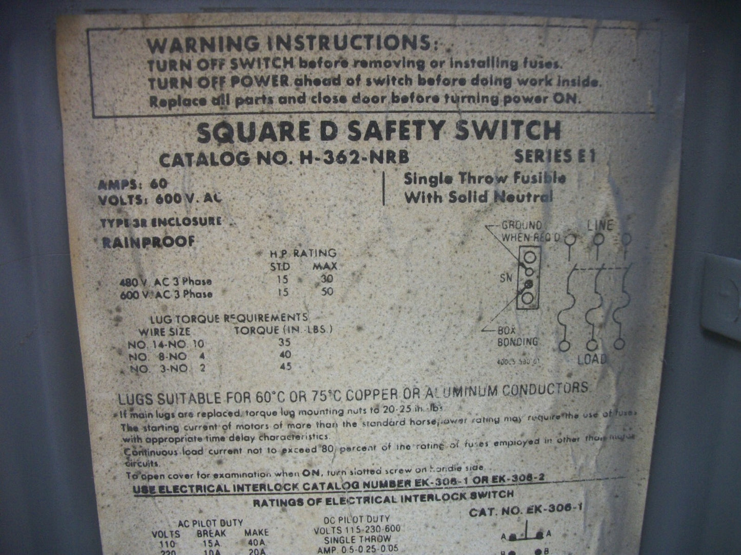 SQUARE D DISCONNECT TYPE 3R H362NRB 60AMP 600VOLT 3POLE FUSIBLE OLD REFURB