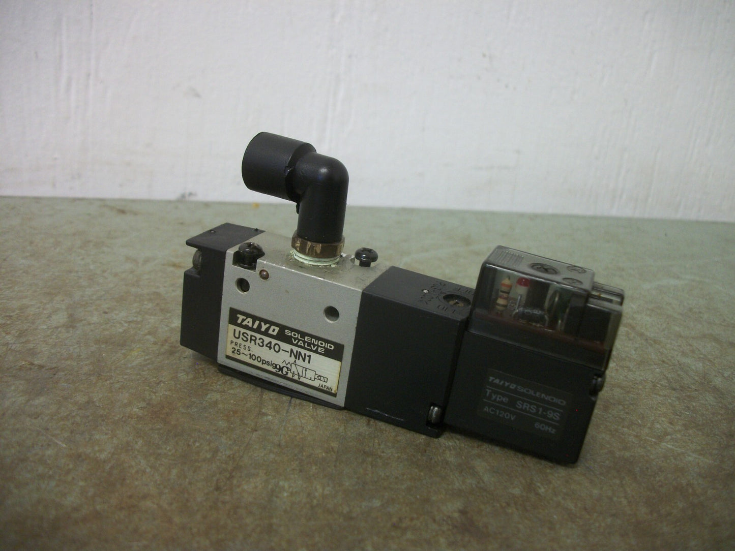 TAIYO SOLENOID VALVE USR340-NN1 25-100PSIG 120VCOIL