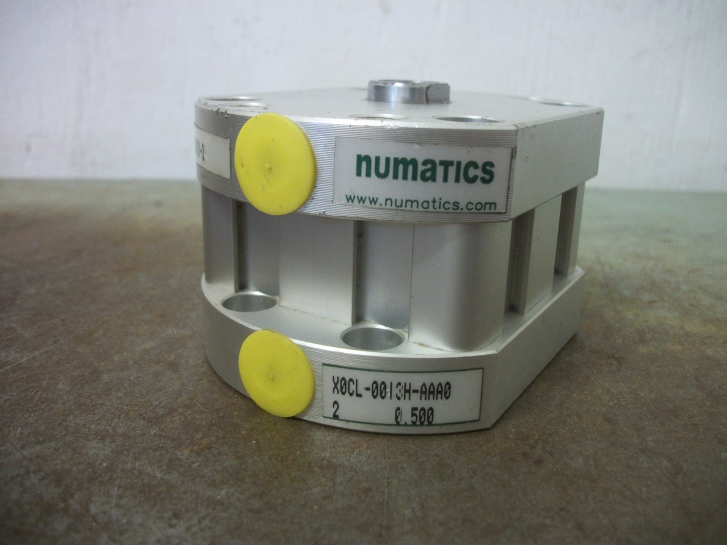 NUMATICS 2" BORE 1/2" STROKE PNEUMATIC CYLINDER X0CL-0013H-AAA0 NOB