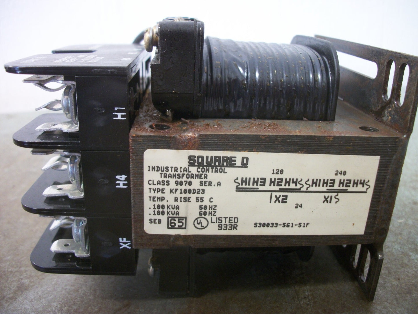SQUARE D .100KVA 1PH TRANSFORMER 9070KF100D23 HV 120X240 LV 24