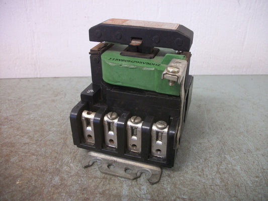 GE SIZE 0 CONTACTOR CR206B0 18AMP 115VCOIL 3PH 600V 5HP