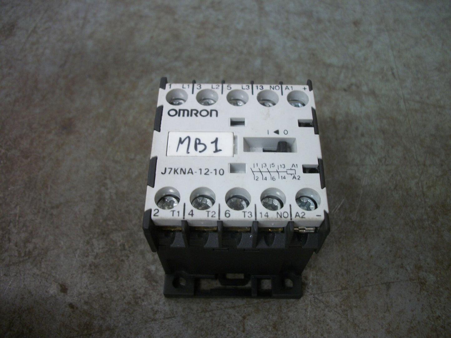 OMRON CONTACTOR J7KNA-12-10 12AMP 230-250VCOIL 3PH 600V 10HP