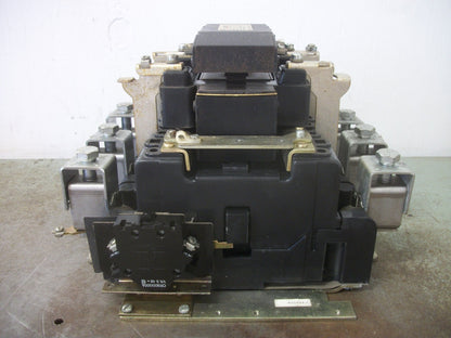 GE SIZE 5 CONTACTOR CR305G104BTD 270AMP 480VCOIL 3PH 600V 200HP