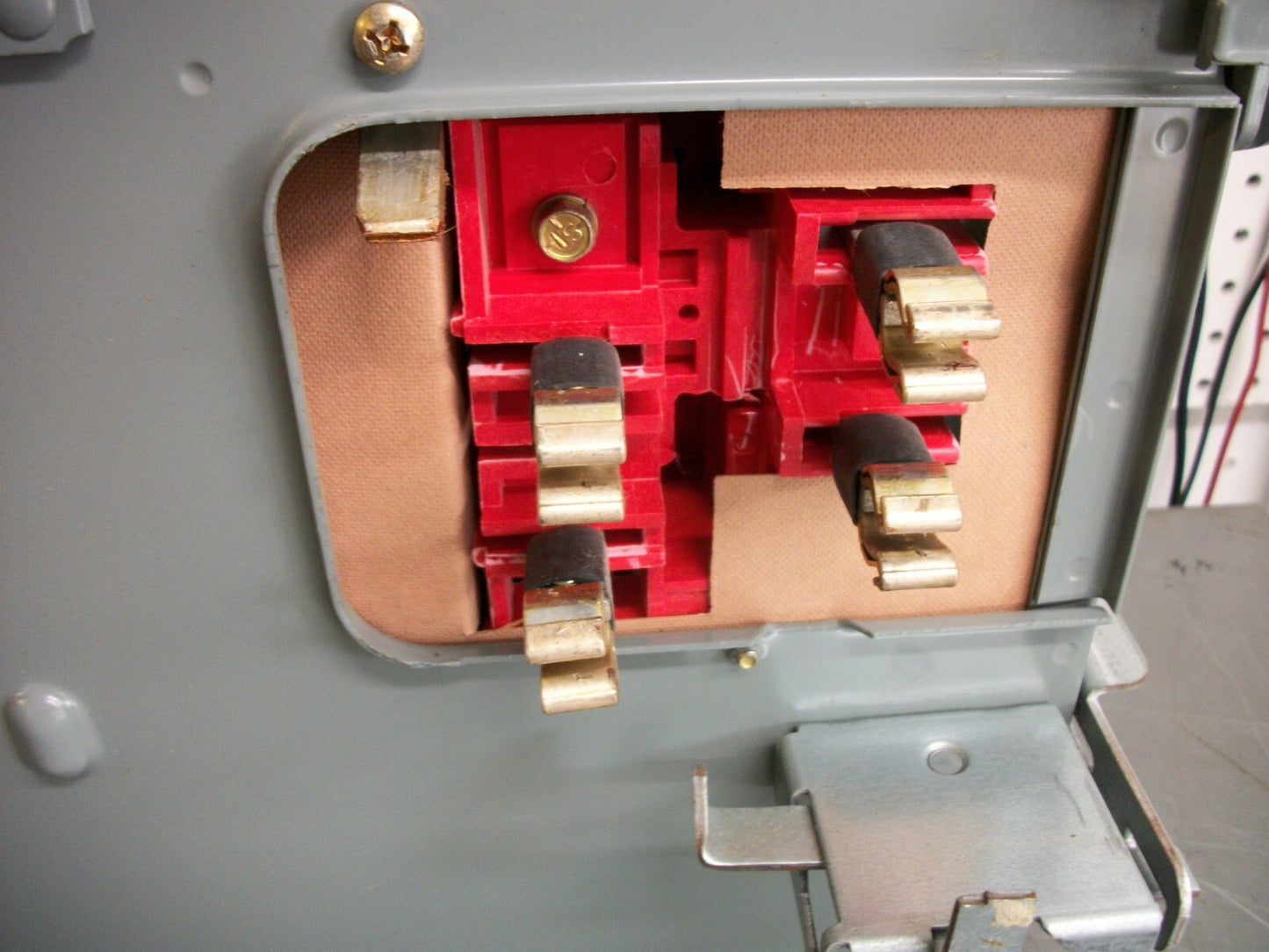 SQUARE D SURGE PROTECTIVE BUS PLUG PIU4IMA16C 480VOLT 3PH 4W FHP36000M4200 NOB