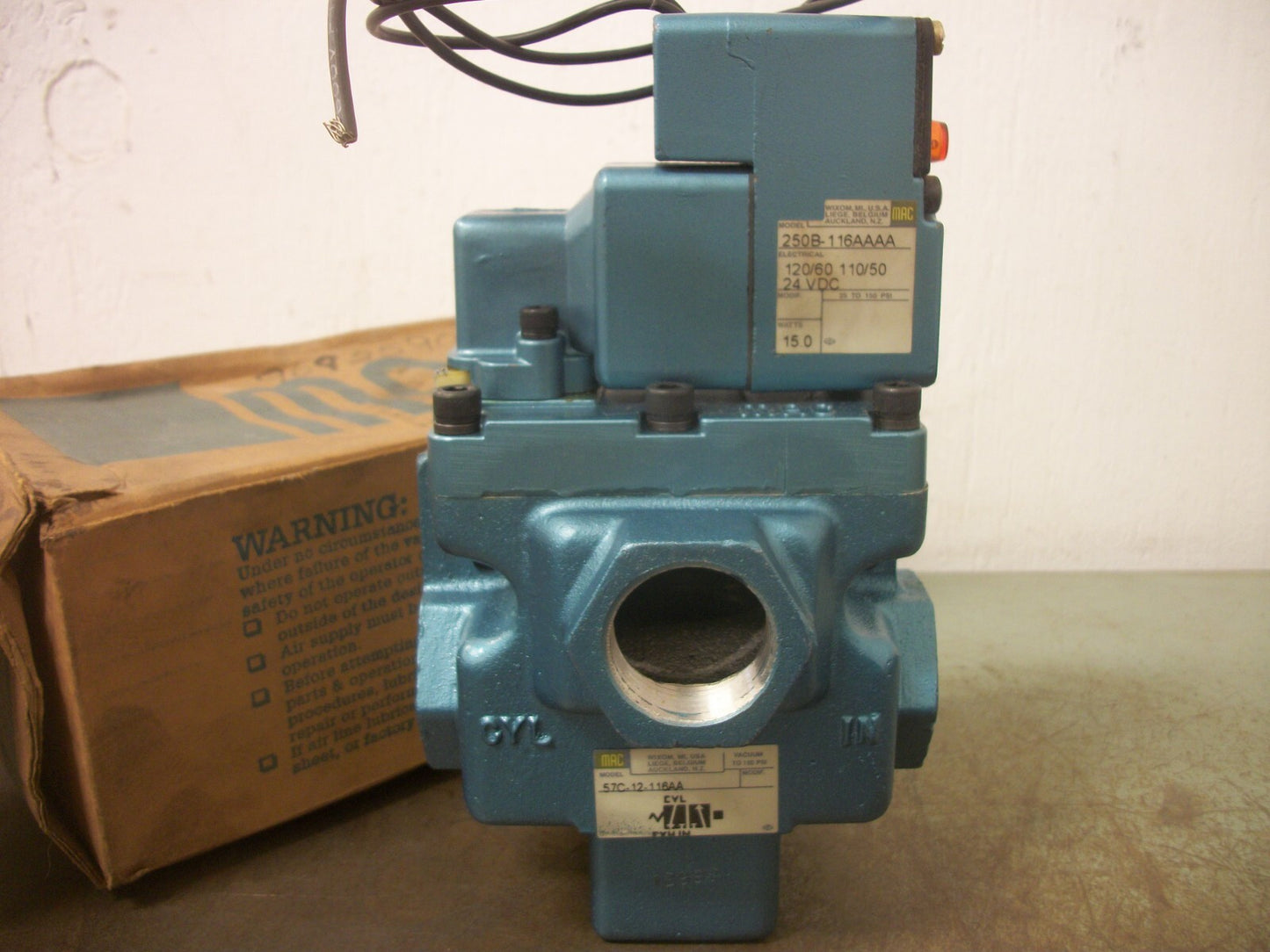 MAC SOLENOID VALVE 57C-12-116AA 150PSI 120VCOIL 15WATT NIB