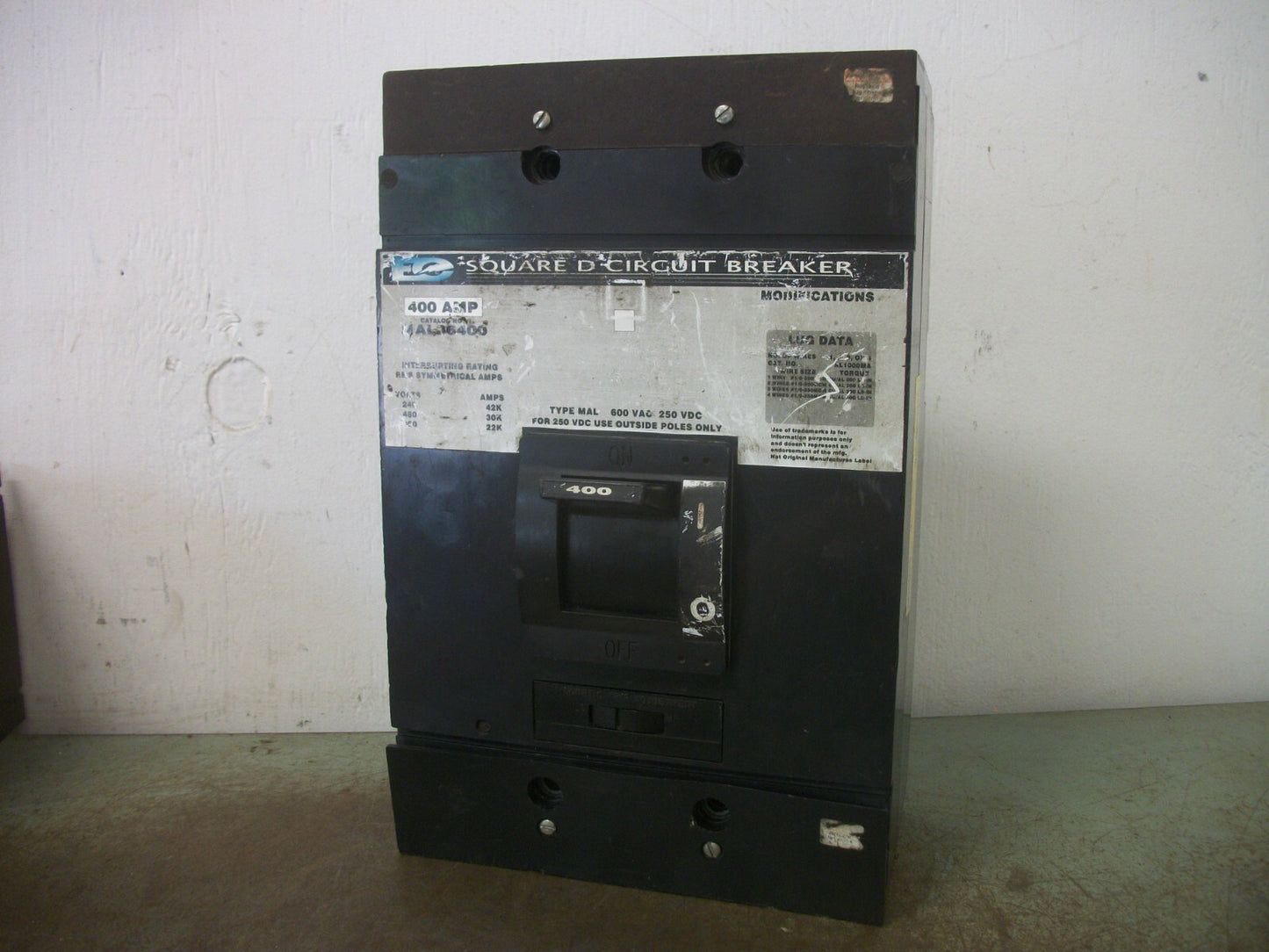 SQUARE D MAL CIRCUIT BREAKER MAL36400 400AMP 600VOLT 3POLE GRAY