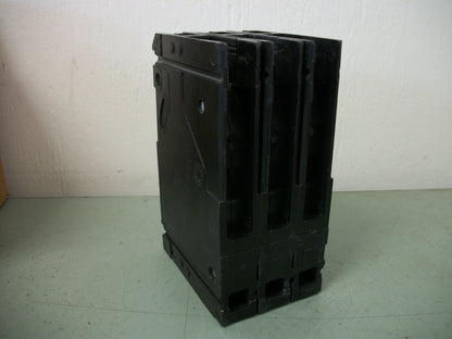 SIEMENS E4 CIRCUIT BREAKER E43B040 40AMP 480VOLT 3POLE
