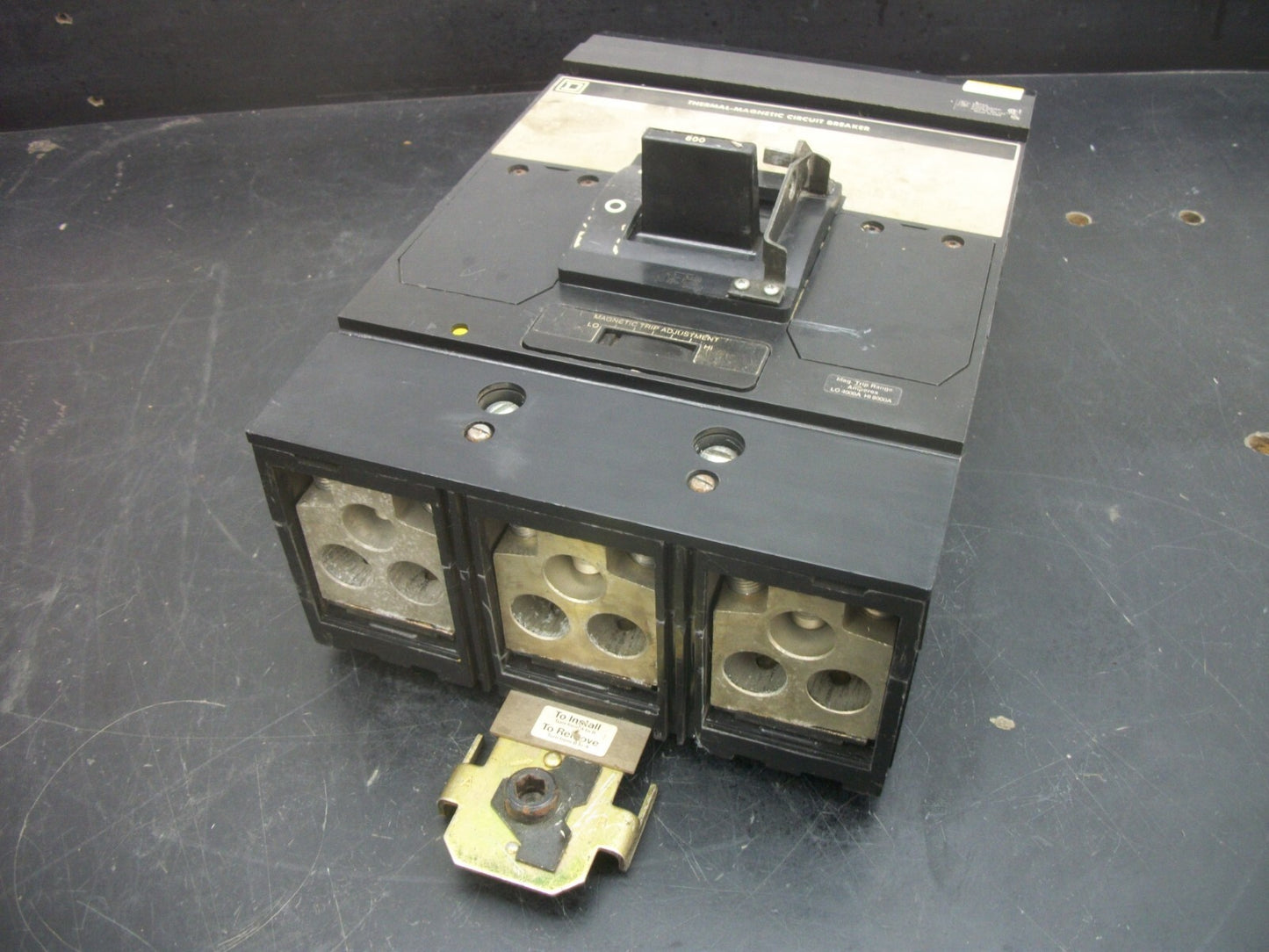 SQUARE D I-LINE MH CIRCUIT BREAKER MH36800 800AMP 600VOLT 3POLE GRAY