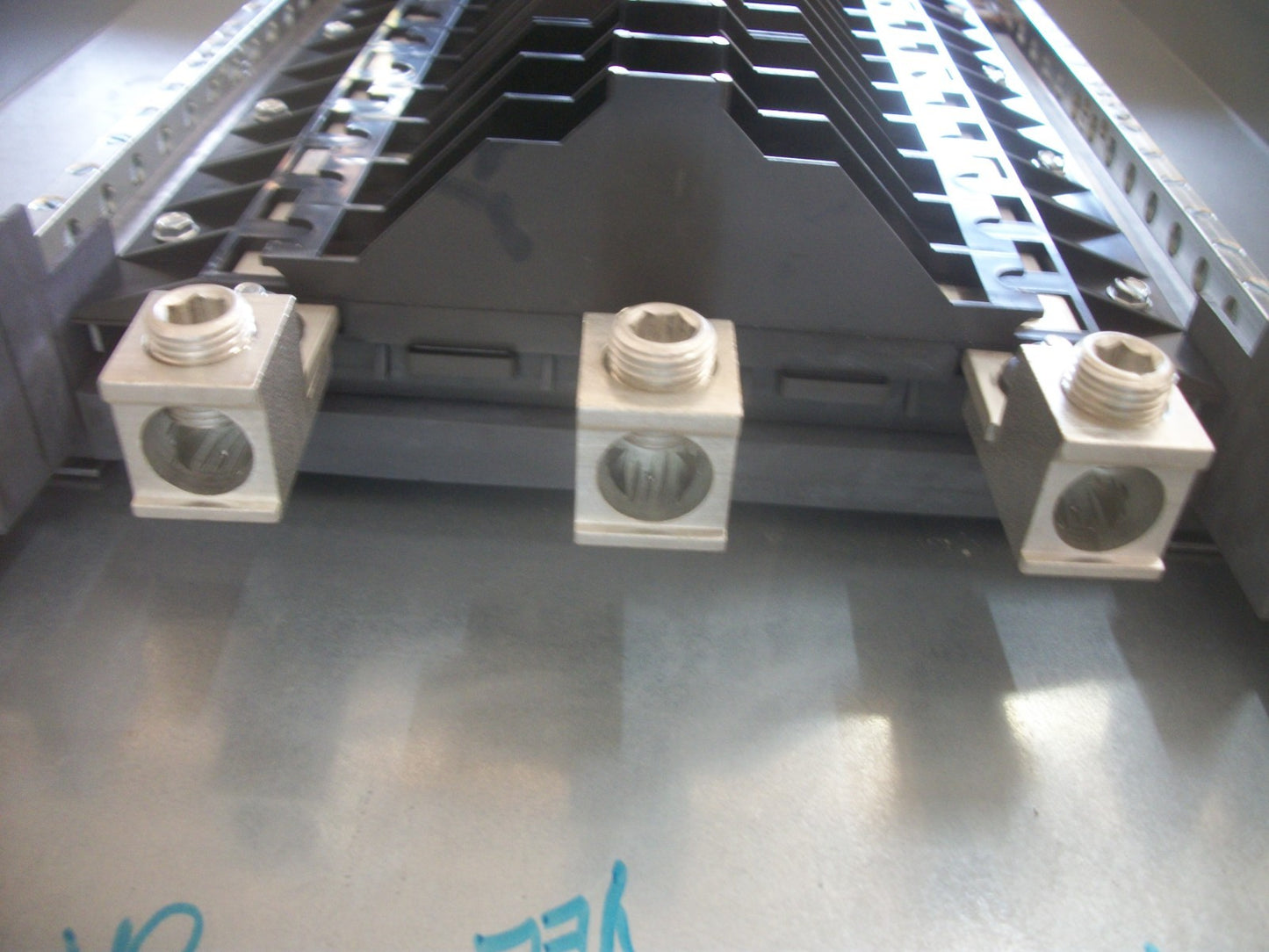 SIEMENS P1 LOAD CENTER PANELBOARD NGB 125AMP 480Y/277VOLT 3PH 4W