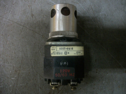 ALLEN-BRADLEY RED MOMENTARY ILLUMINATED PUSHBUTTON 800T-PA16 120VOLT