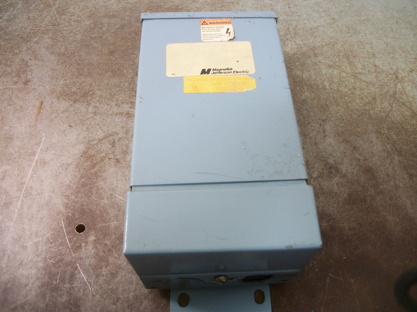 MAGNETEK JEFFERSON .250KVA 1PH TRANSFORMER 211-041 HV 240X480 LV 120/240