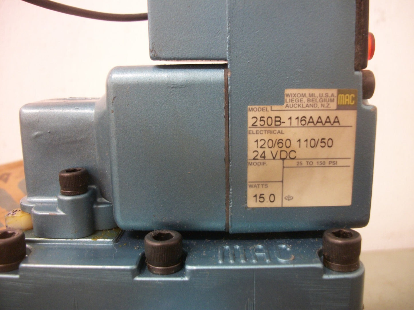 MAC SOLENOID VALVE 57C-12-116AA 150PSI 120VCOIL 15WATT NIB