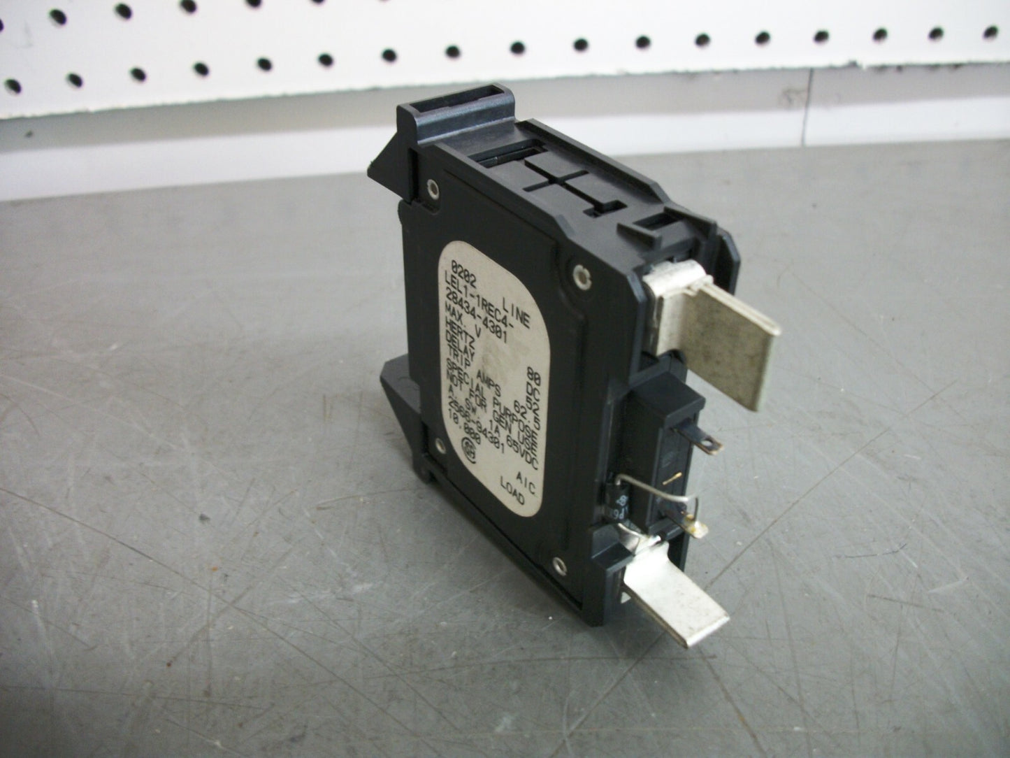 AIRPAX CIRCUIT BREAKER LEL1-1REC4-28434-4301 50AMP 80VOLT 1POLE