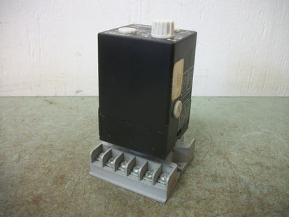 JOSLYN CLARK MULTIFUNCTION TIMER RELAY LLR2 110VAC 10AMP