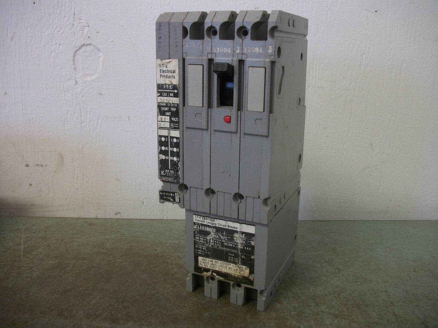 SIEMENS ITE SENTRON CLE CIRCUIT BREAKER CLE63B020 20AMP 600VOLT 3POLE W/SHUNT