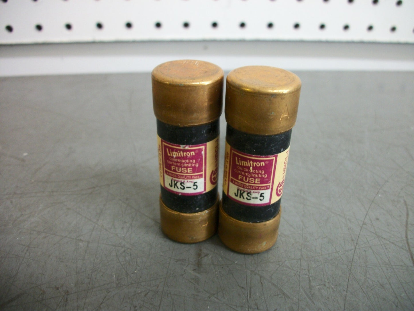 BUSSMANN LOT OF 2 LIMITRON FUSES JKS5 5AMP 600VOLT NOB
